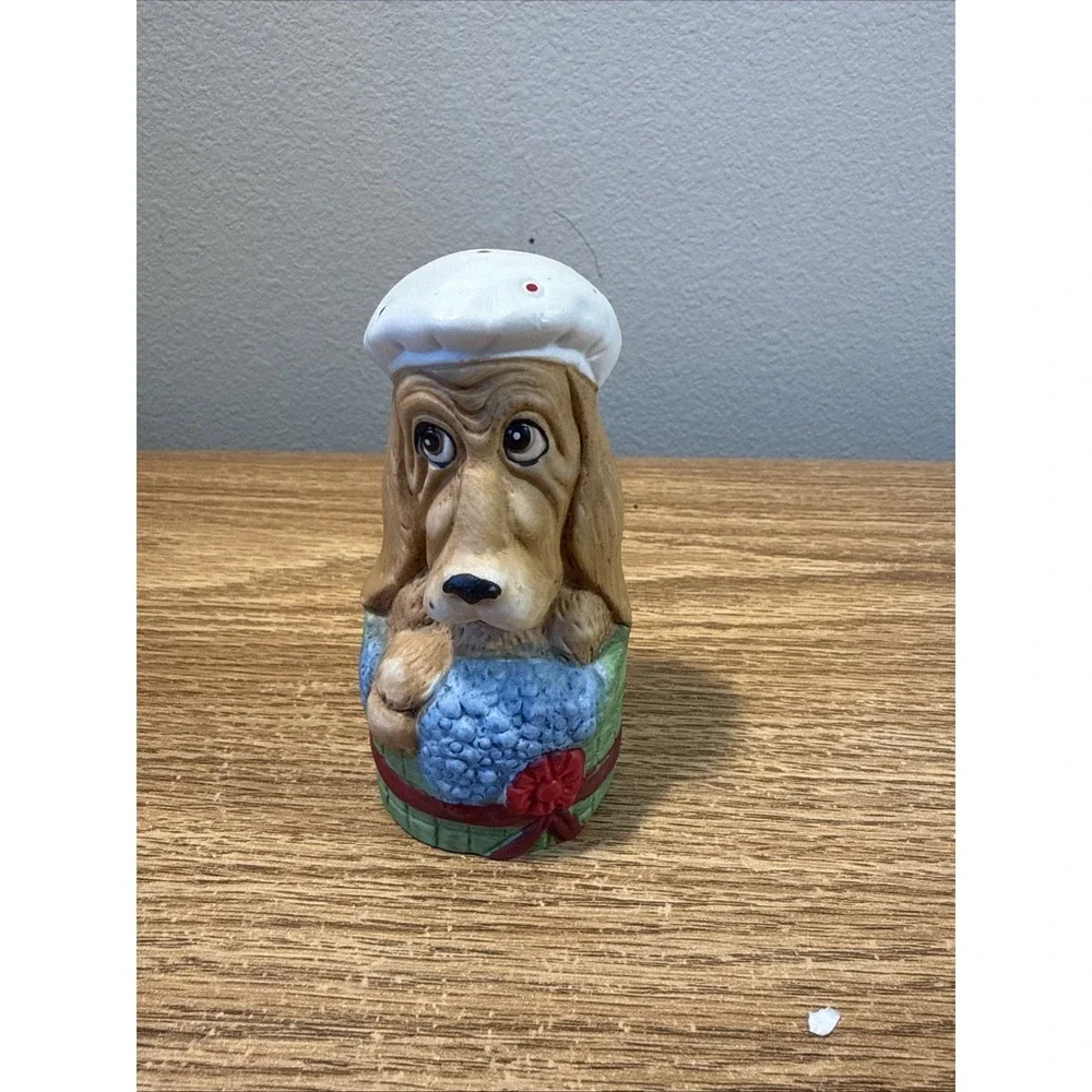 Vintage Jasco 1980 Critter Bells Basset Hound Bath Time Bubbles Hat Bisque Porcl
